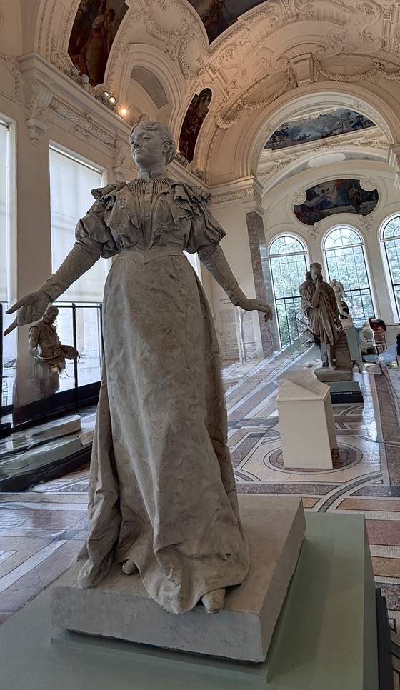 Sculptură în marmură